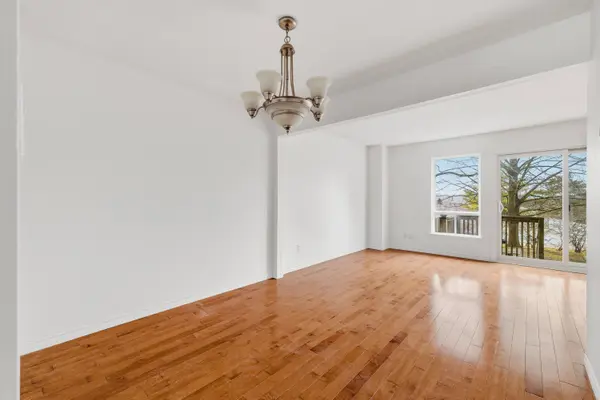 55 Dovercliffe RD, Guelph, ON N1G 3A5