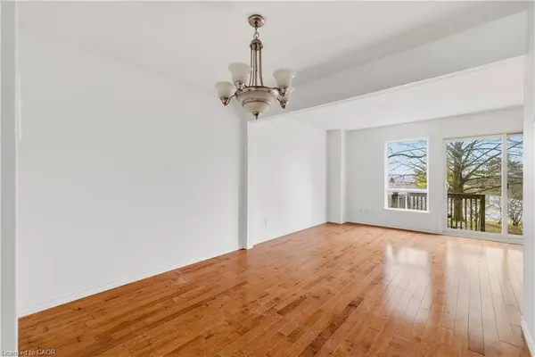 55 Dovercliffe Road Road, Guelph, ON N1G 2Z6