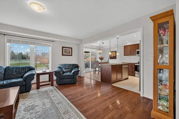 18 Starlight AVE, Woolwich, ON N0B 1M0