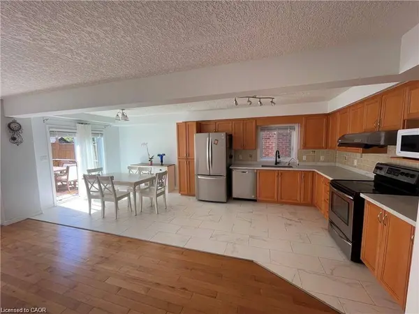 98 Udvari Crescent, Kitchener, ON N2N 0A2