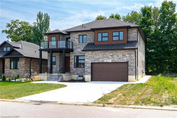 25 Sunview Drive, Norwich, ON N0J 1P0