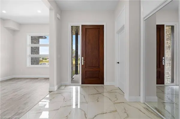 25 Sunview Drive, Norwich, ON N0J 1P0