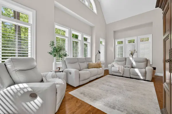 3 Sims Estate PL #11, Kitchener, ON N2A 0A5