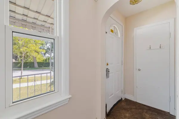 61 Hillview ST, Kitchener, ON N2H 5P9