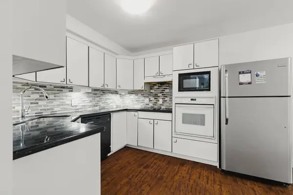 310 Southill DR, Kitchener, ON N2A 2R1