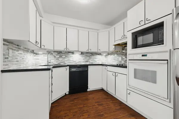 310 Southill DR, Kitchener, ON N2A 2R1