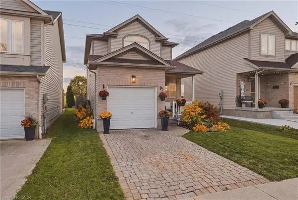 116 Henhoeffer Crescent, Kitchener, ON N2E 4H3