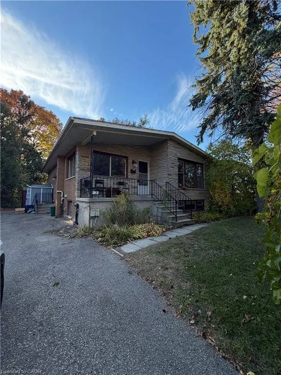 10 Cardill Crescent #Lower, Waterloo, ON N2L 3Y6