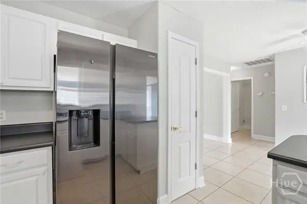 8 Snowy Egret CT, Savannah, GA 31419