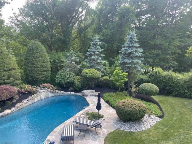 12 Spring Brook Drive family room