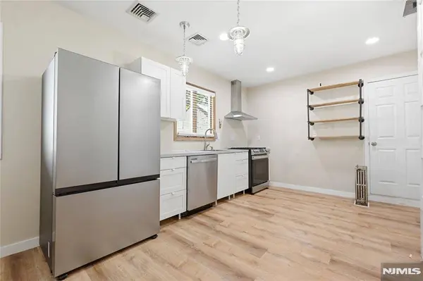 64 Conover AVE, Nutley, NJ 07110
