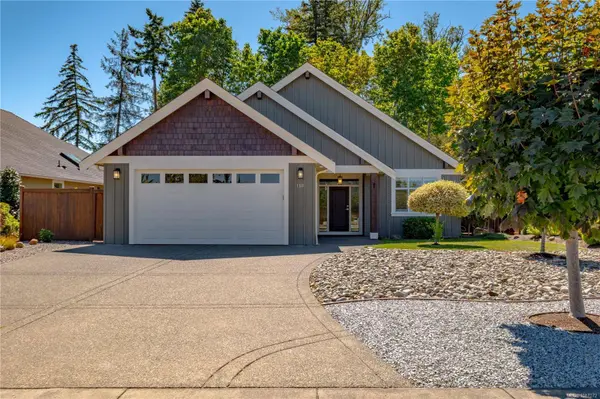 158 Skylark Ave