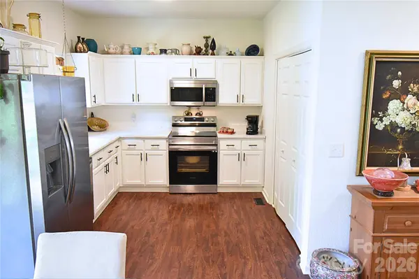 145 Lincoln Park RD #G, Burnsville, NC 28714