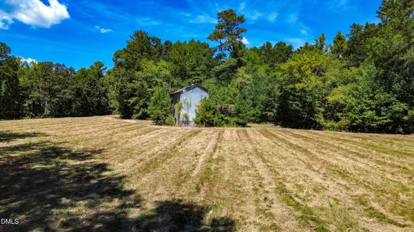 138 Lakeside DR, Chapel Hill, NC 27517