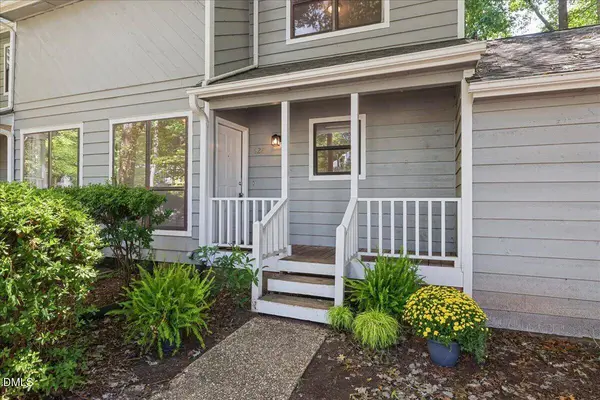 628 Applecross DR