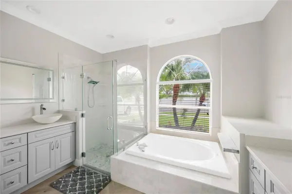 1548 MIRA LAGO CIR, Ruskin, FL 33570