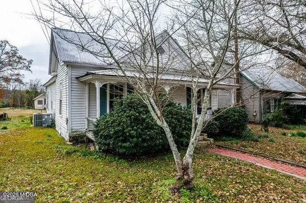 1370 GA HWY 22 E, Haddock, GA 31033