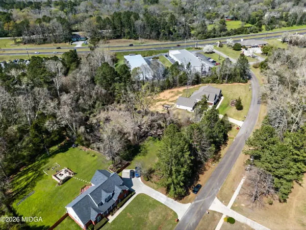 128 Clinton Crossing Drive, Gray, GA 31032