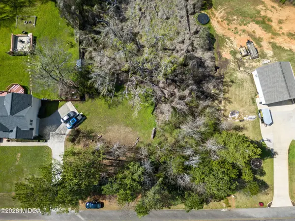 128 Clinton Crossing Drive, Gray, GA 31032