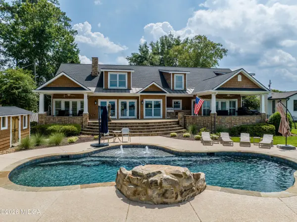 245 Lakeshore Circle NE, Milledgeville, GA 31061