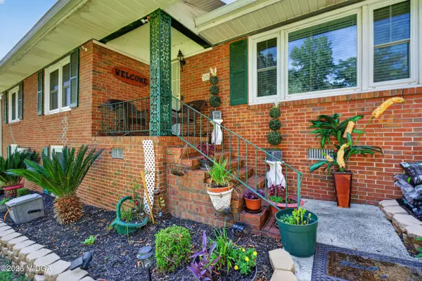 2516 Alandale Drive, Macon, GA 31211