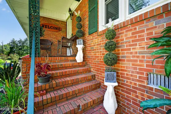 2516 Alandale Drive, Macon, GA 31211