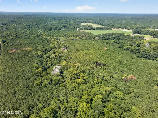 484 Stonegables Court, Gray, GA 31032