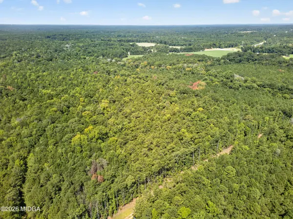 484 Stonegables Court, Gray, GA 31032