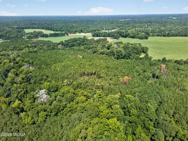 484 Stonegables Court, Gray, GA 31032