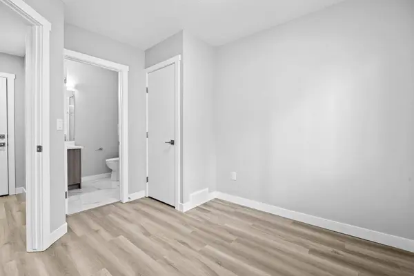312 Red Sky Villas NE, Calgary, AB T3N 2M2