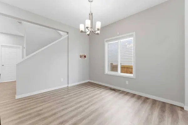 132 Highview Gate SE, Airdrie, AB T4A3L6