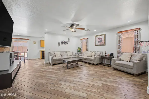 7395 W RANCHO Drive, Glendale, AZ 85303
