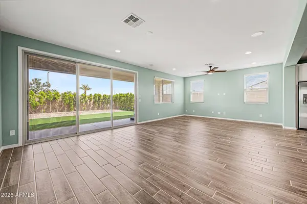 12055 N 169TH Avenue, Surprise, AZ 85388