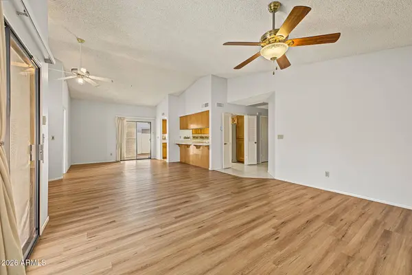 601 W BEVERLY Lane, Phoenix, AZ 85023