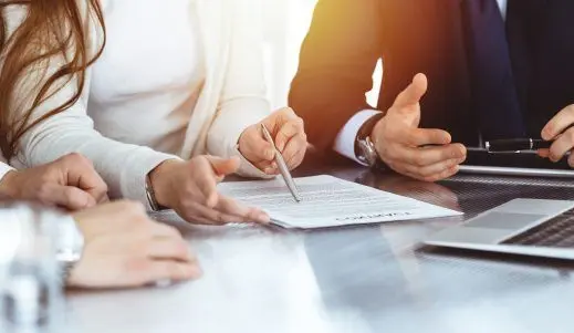 What Are the Most Common Pitfalls in Real Estate Contracts?,Jana Caudill