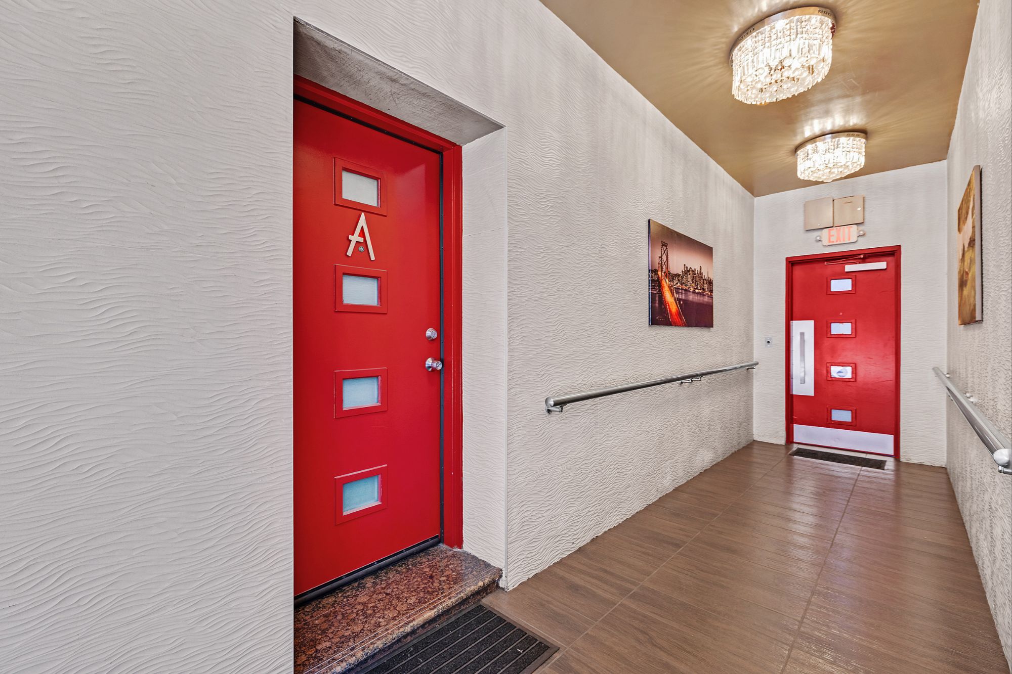 2335 Market Street entry hallway
