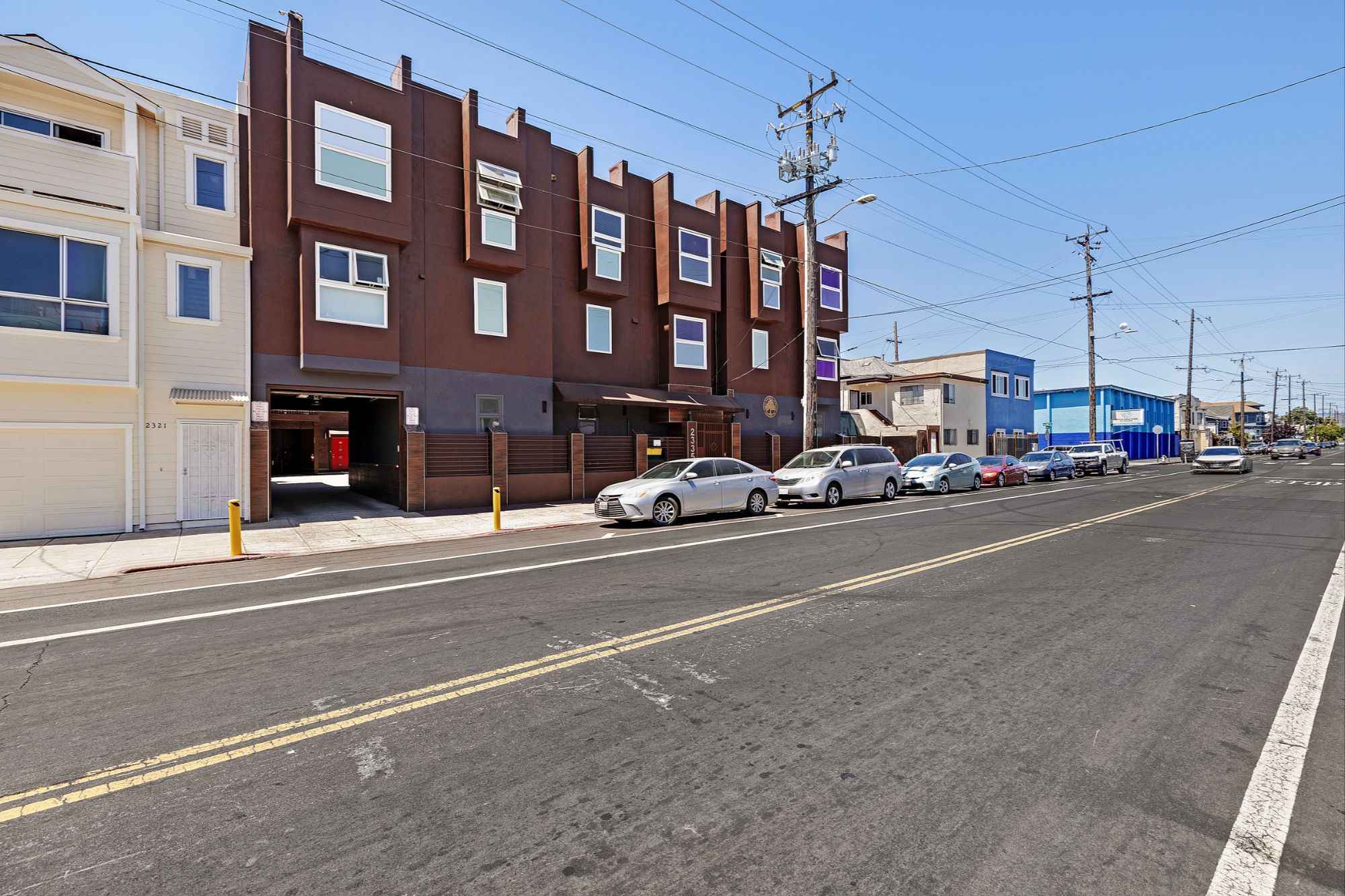 Angled exterior view at 2335 Market Street