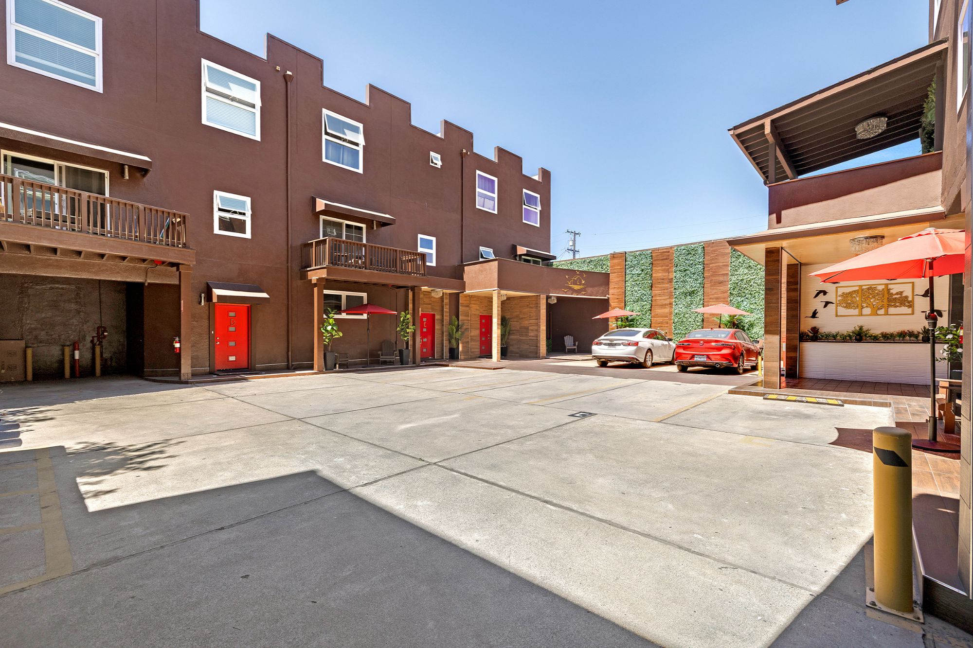 Motor court between buildings at 2335 Market Street
