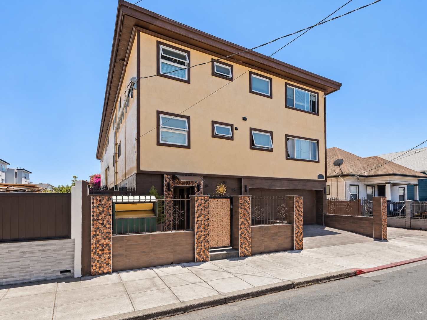 1654 25th Avenue