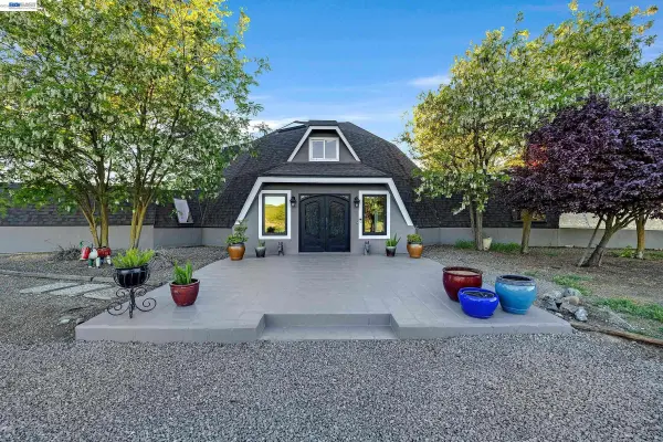 4002 Dyer Rd, Livermore, CA 94551