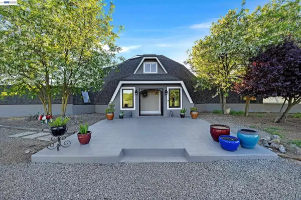 4002 Dyer Rd, Livermore, CA 94551