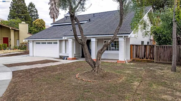 866 Hidatsa Ct, Fremont, CA 94539