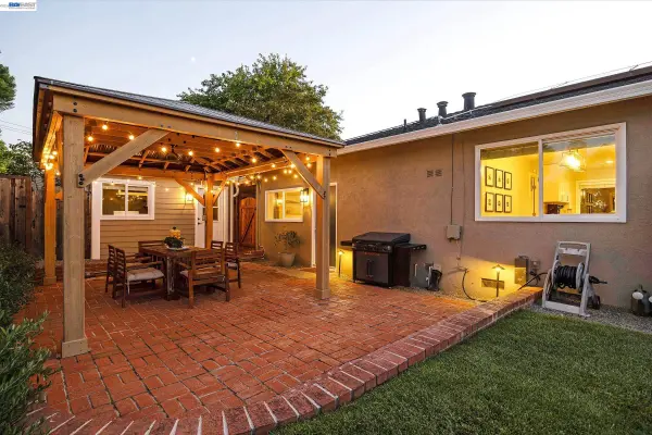 352 Cambridge Way, Livermore, CA 94550