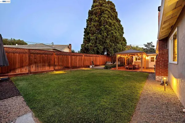 352 Cambridge Way, Livermore, CA 94550