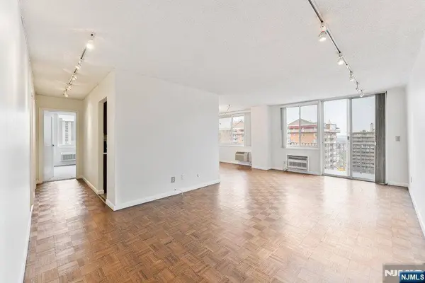 160 Overlook AVE #20D, Hackensack, NJ 07601