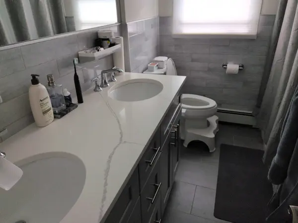 312 Glen Ave, Palisades Park, NJ 07650-1715