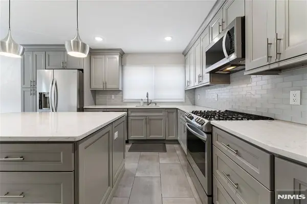 312 Glen AVE, Palisades Park, NJ 07650