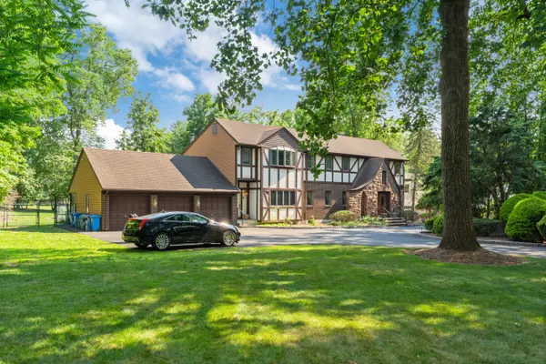 81 Old Tappan Rd, Old Tappan, NJ 07675-7418