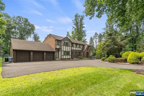 81 Old Tappan RD