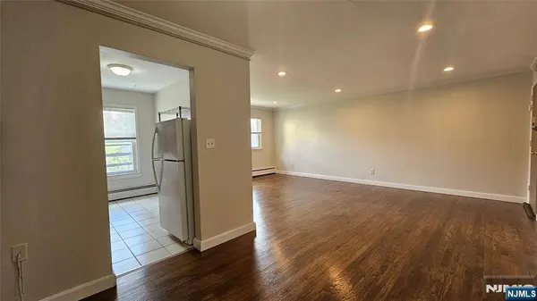1628 Valley ST #2C, Fort Lee, NJ 07024